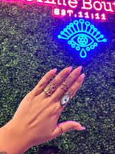 Load image into Gallery viewer, Luxury Evil Eye Ring
