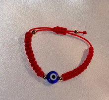 Load image into Gallery viewer, Baby/Toddler Evil Eye Bracelet
